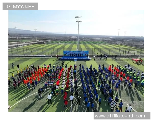 大学生足球联赛吧热情开启校园足球新篇章,展现青春活力与团队精神